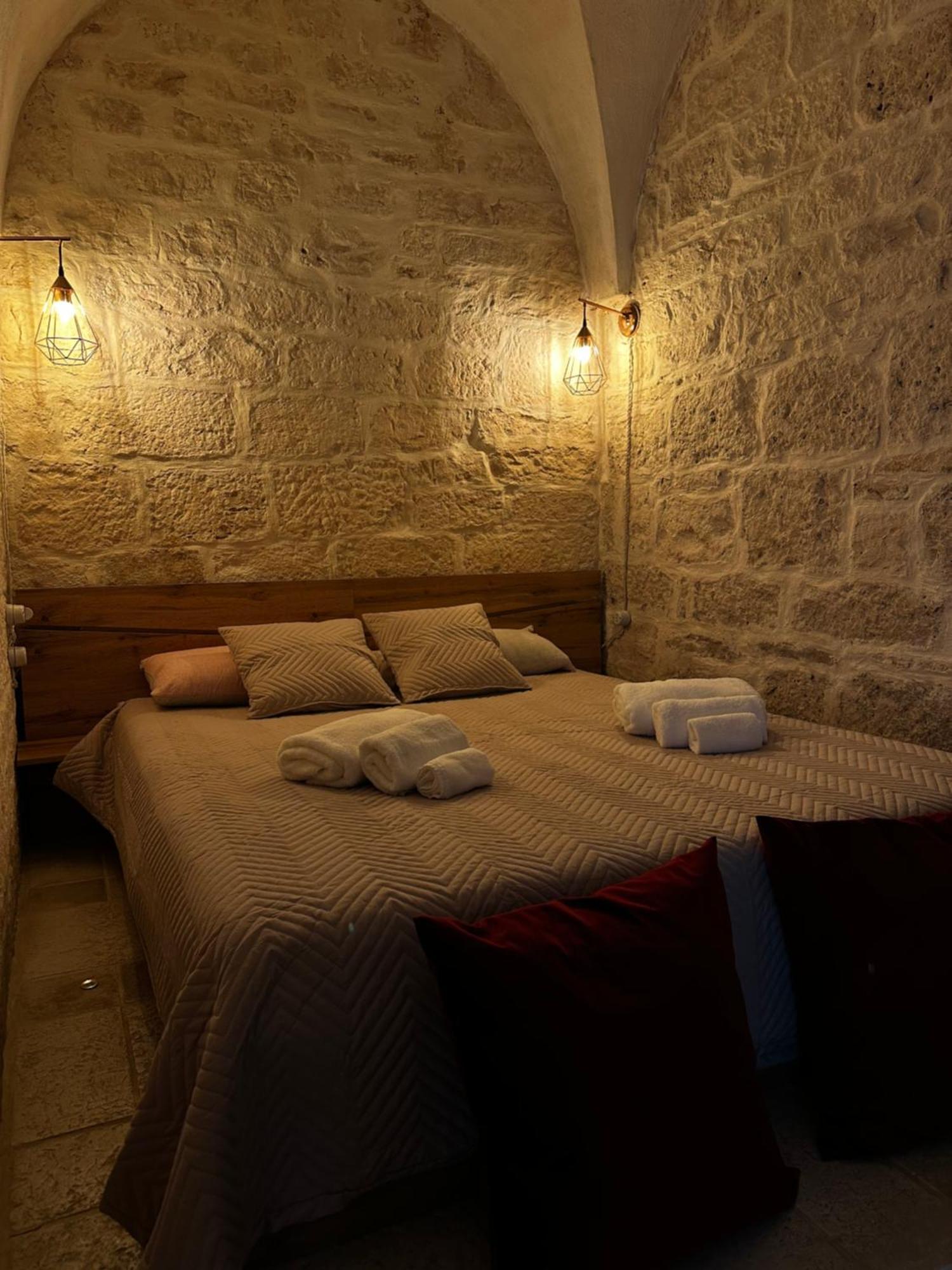 L'Arpa Bianca Bed and Breakfast Ceglie Messapica Εξωτερικό φωτογραφία